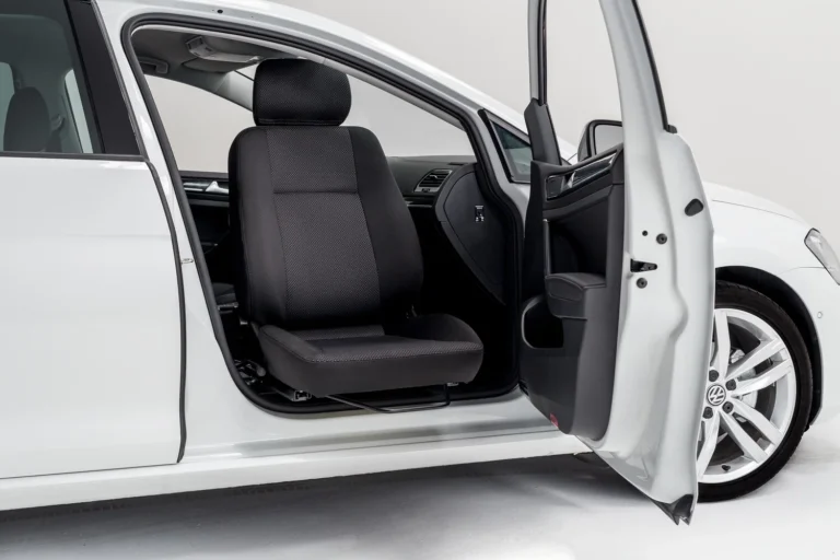 Turnout Swivel Seat